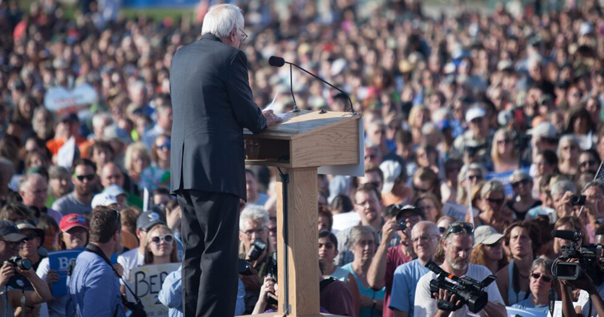 Bernie Sends Last-Minute Message To Protesting Delegates: Stand Down