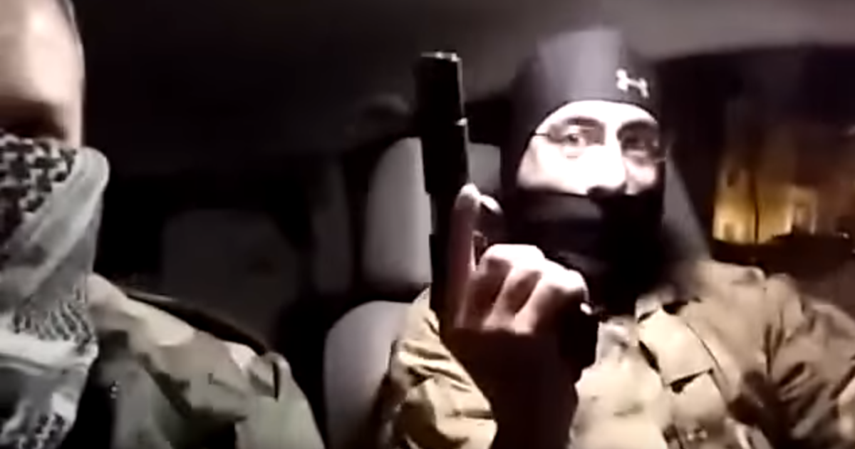 This is How Real Race Wars Begin: White Supremacist Streaming with Guns