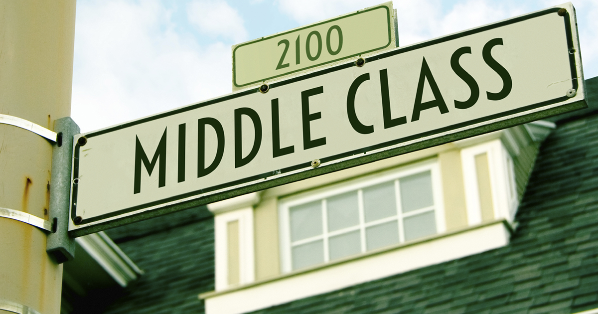 Not Your Imagination: Middle Class Really is Shrinking Because Rich Taking Their Money