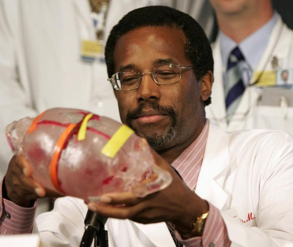 Ben Carson’s Bizarre Analogy Between Carpet Bombing & Brain Surgery – Sam Seder Majority Report