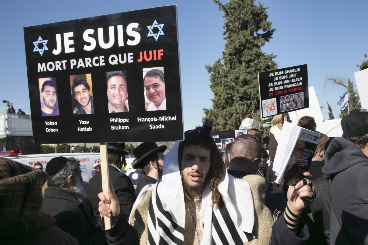 Mohammad Cartoons Censored at Tel Aviv Charlie Hebdo Exhibit – David Pakman Show