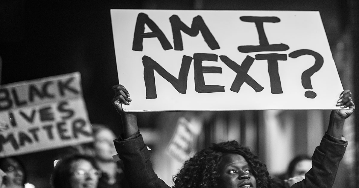 Minnesota Cop Tells Drivers to Mow Down Black Lives Matter Protesters