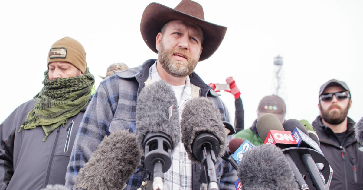 Oregon Militia Found Not Guilty While Pipeline Protesters Tear-Gassed & Arrested – David Pakman Show