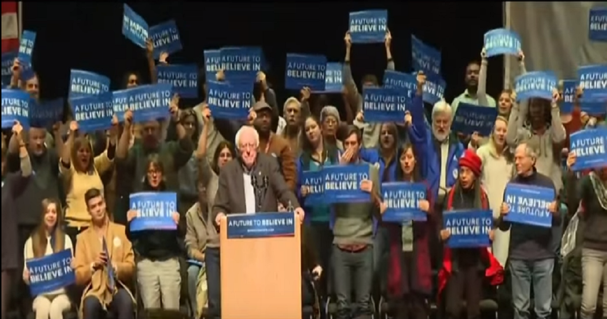 Bernie and Supporters Properly Respond to Heckler: Hint, They Don’t Beat Him!