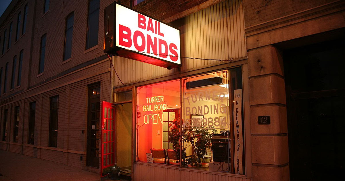 The Bail Bonds Industry Is Horrible – David Pakman Show