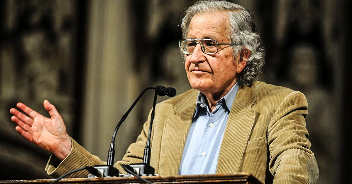 Noam Chomsky Calls on Obama to Issue Pardon to All Undocumented Immigrants