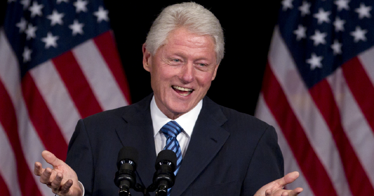 Bill Clinton’s 1996 wage law disproportionately hurts women, minorities – Ed Schultz