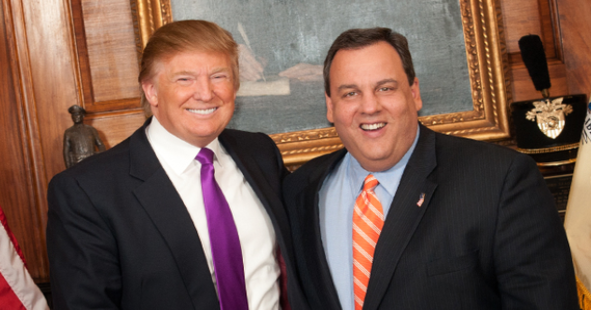 Trump Puts Lapdog Christie In His Place: “Get In The Plane And Go Home”