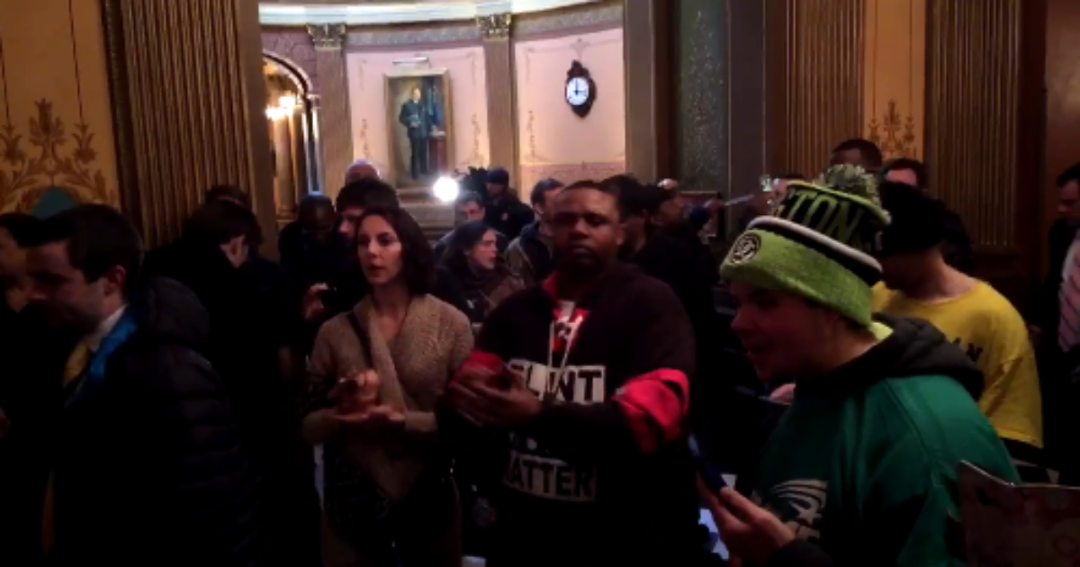 Flint Water Crisis Protesters In Michigan Capital Shout “Bring Out Rick”