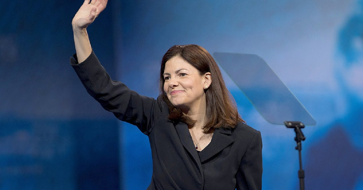 Republican Kelly Ayotte Chooses Environment Over Koch Brothers – The Young Turks