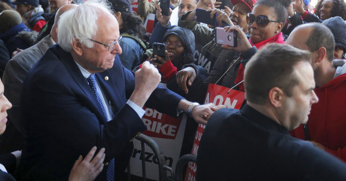 Bernie & Hillary Protested with Verizon Workers, But Hillary Gave Paid Speeches to Verizon – David Pakman Show