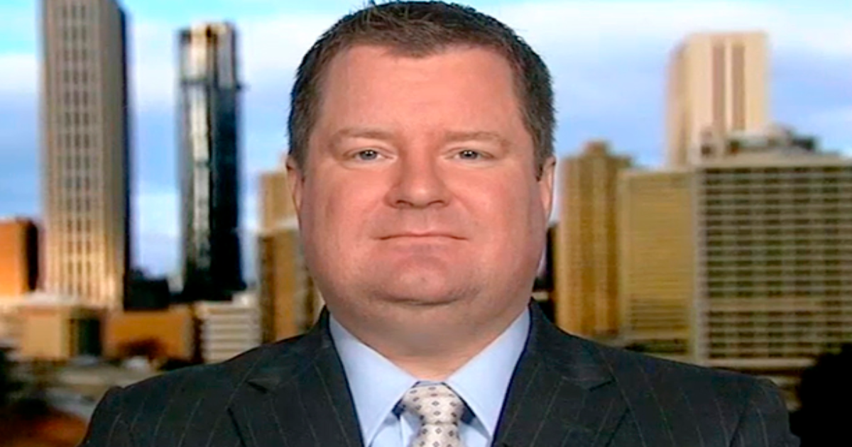 Erick Erickson Says Trump So Bad, Conservatives Should Apologize For Impeaching Clinton