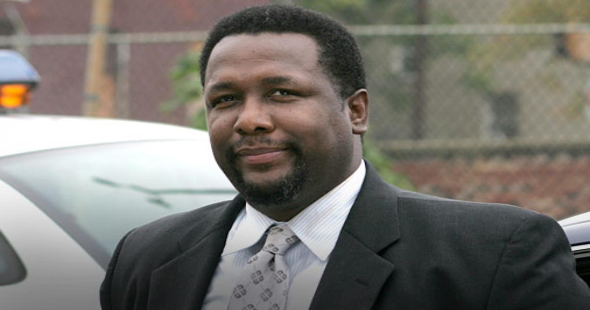 ‘Wire’ Actor And Clinton Supporter Wendell Pierce Arrested for Beating Female Bernie Supporter