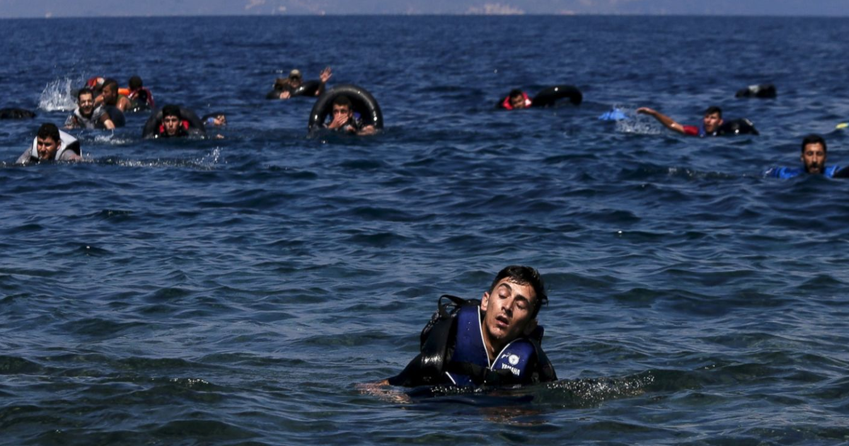 At Least 880 Lives Lost In One Week As Refugees Struggle To Cross Mediterranean Sea