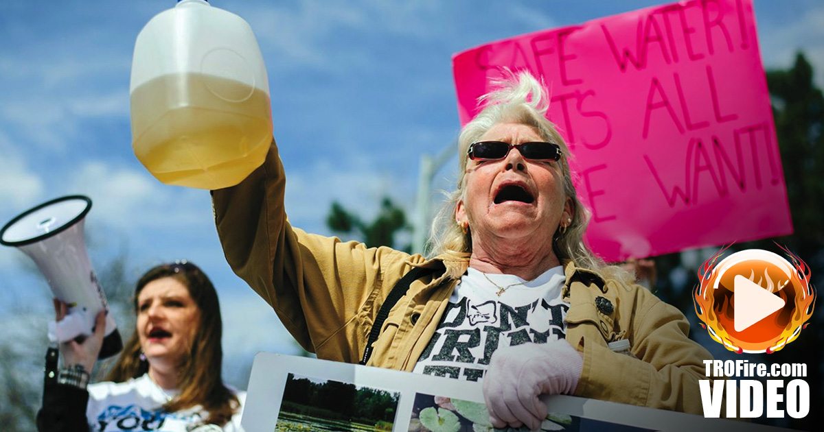 Flint Residents STILL Don’t Have Clean Water, And No One Is Paying Attention