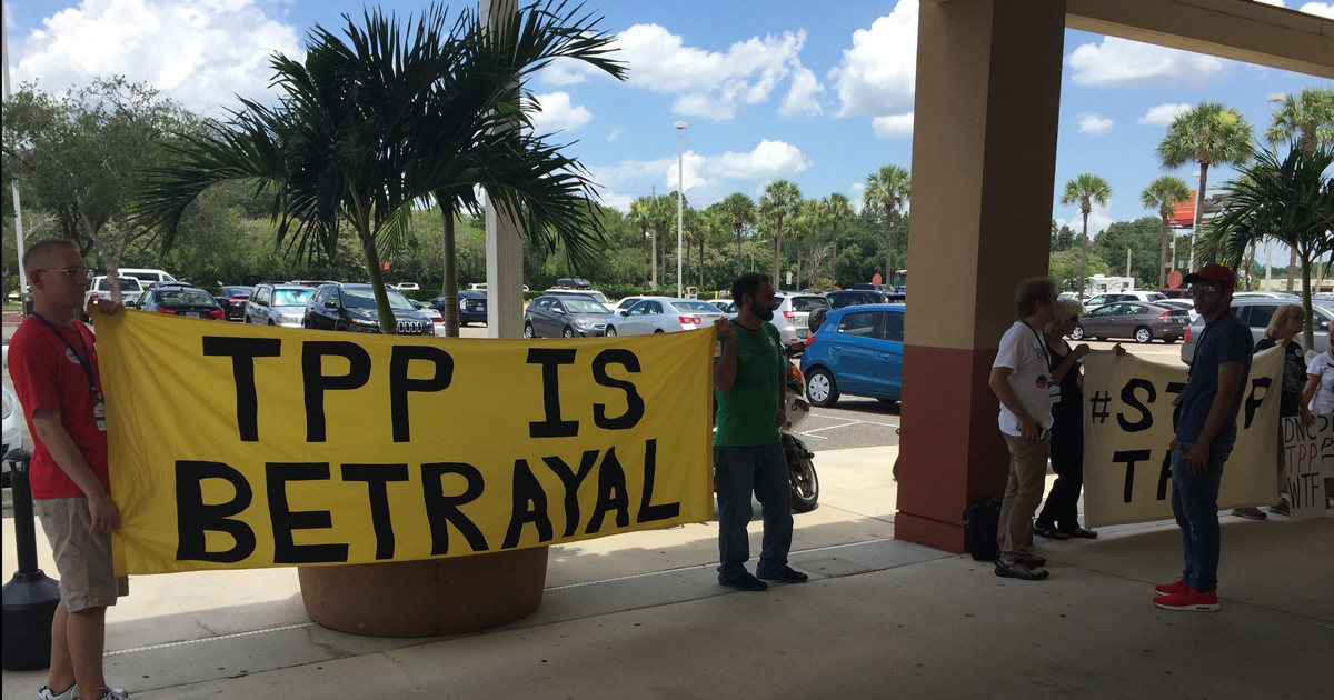 TPP ‘Unimaginably Unpopular’ at DNC Convention – News With Ed