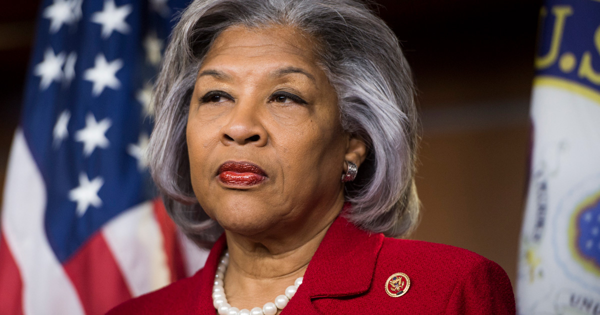 How Are Democrats Reacting To Trump Encouraging Hacking? (w/Guest: Rep. Joyce Beatty)