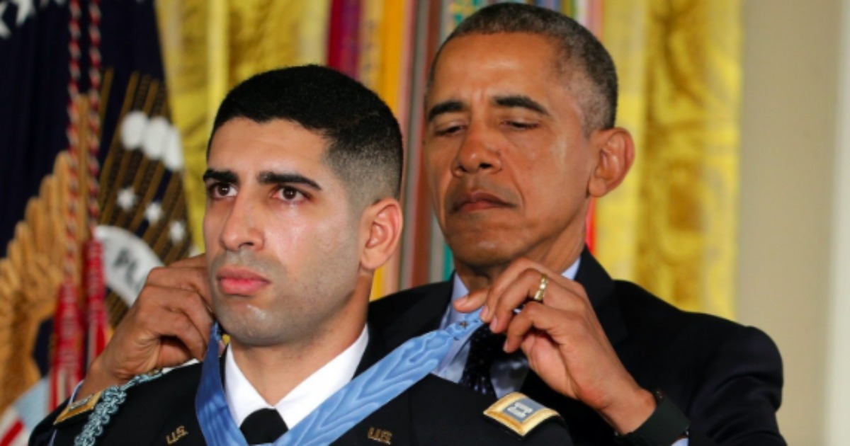 This Conservative Medal Of Honor Recipient Explains Why He Must Vote For Clinton