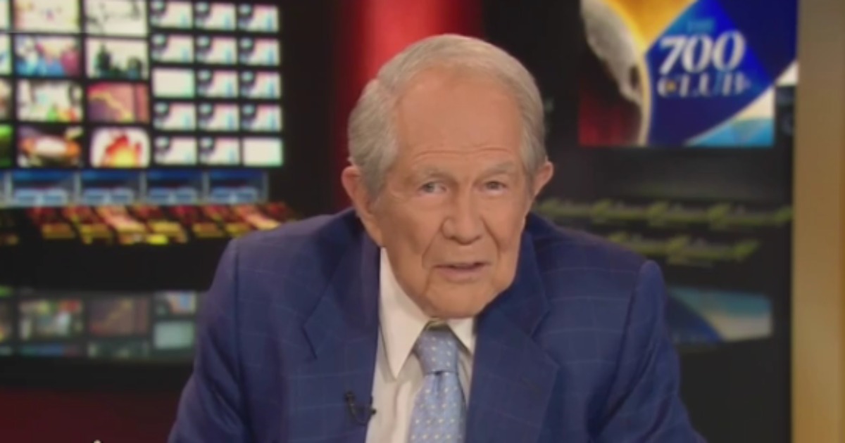 Creepy Pat Robertson Can’t Stop Salivating Over Melania’s Good Looks