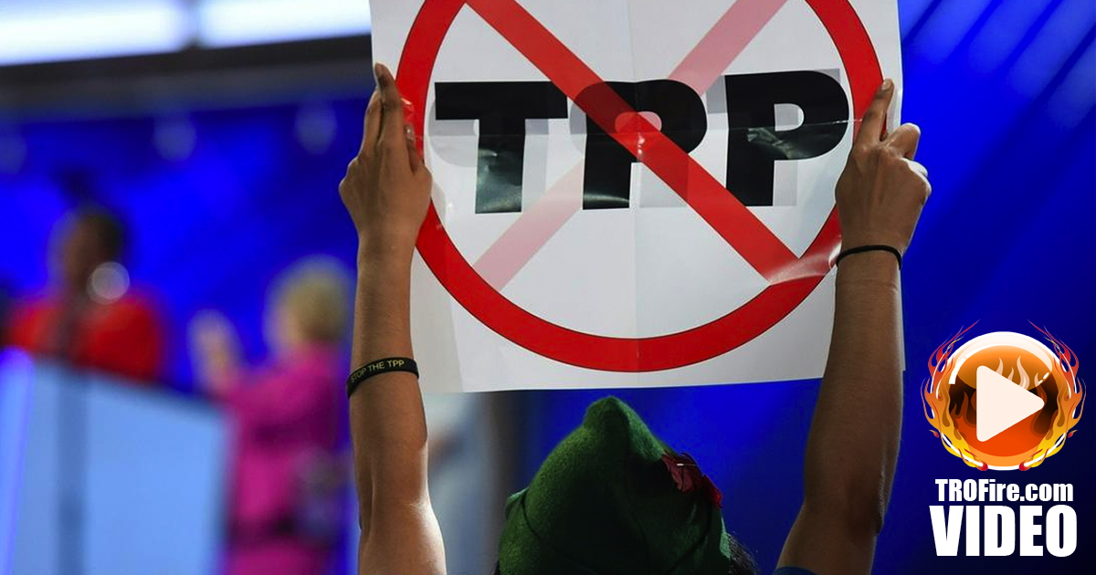 Anti-TPP Protestors Disrupt DNC To Fight For A Better Life