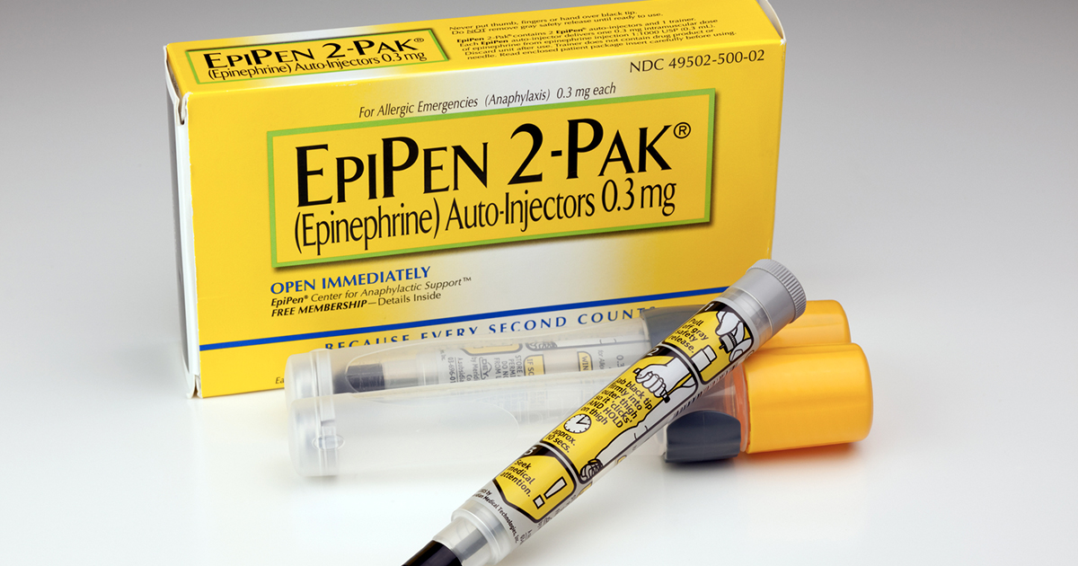 This Struggling Mother Tears Apart Mylan CEO for Gross EpiPen Inflation: Must Read