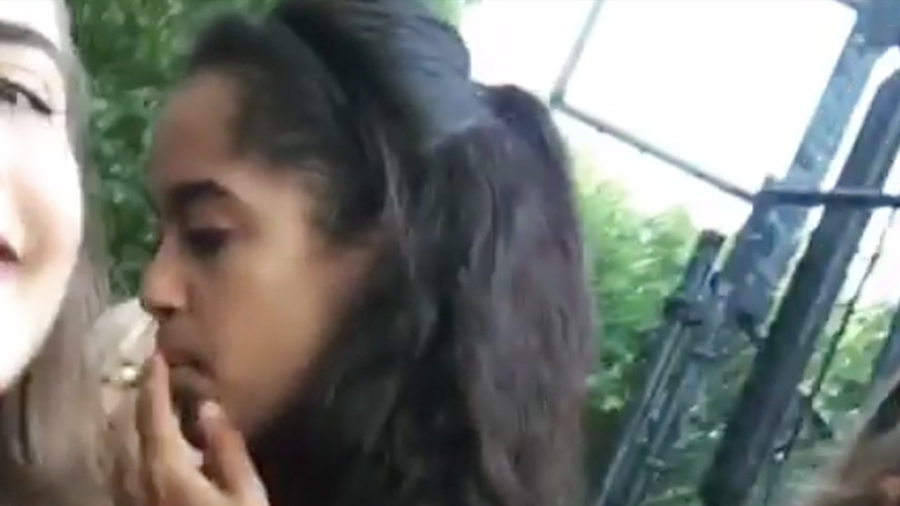 Malia Obama Hung around the Wrong People at Lollapalooza