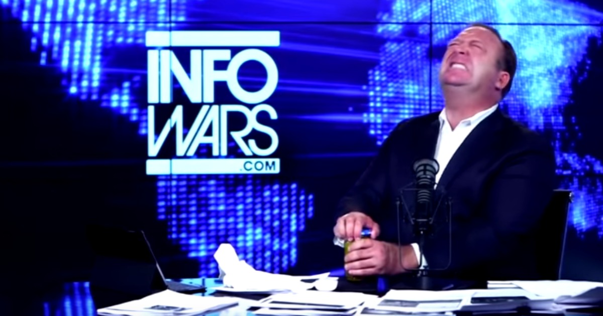 Alex Jones Promises Fans He’s Not A “Performance Artist”