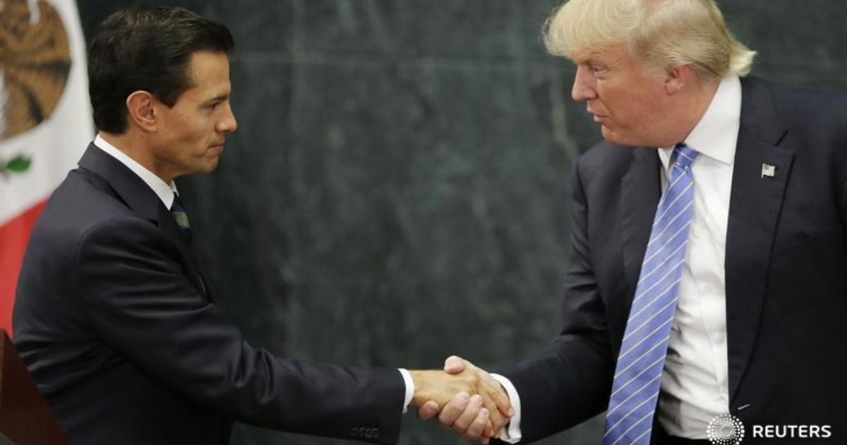 Trump Desperate for Votes: Meets with Mexican President Who Compared him to Hitler