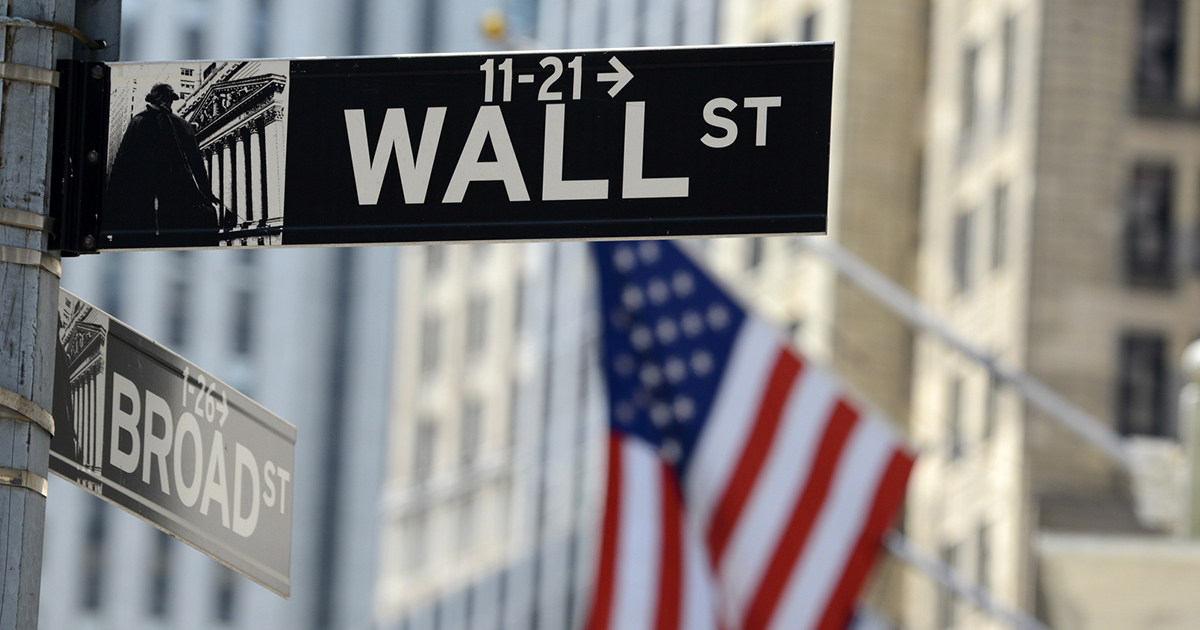 Republicans Drafting 593-Page Bill To Deregulate Wall Street…Again