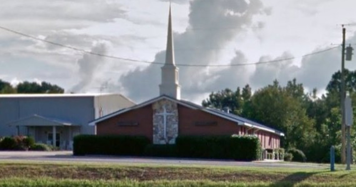 Mississippi Black Church Burned and Vandalized with “Vote Trump” – Benjamin Dixon Show