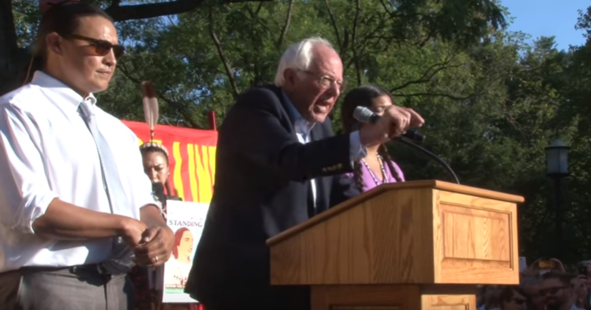 Bernie Sanders Joins the Front Lines of Dakota Access Pipeline Protest