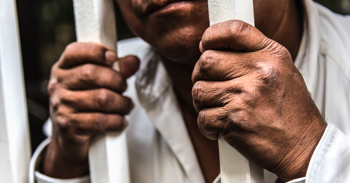 Immigrants Have Been Enslaved By For Profit Prisons – The Zero Hour