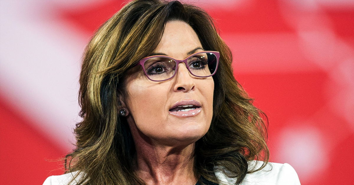 Sarah Palin Says Trump Should Fire Clinton-Loving FBI Director