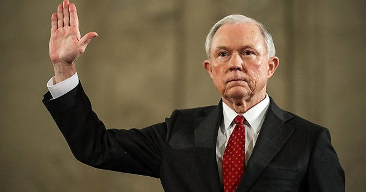 2,000 Lawyers Sign Petition Asking For Jeff Sessions To Be Disbarred