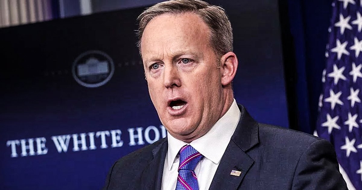 White House Communications Director Quits, Sean Spicer Still Has A Job