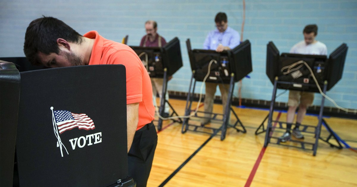 WATCH: Hackers At Defcon Prove Our Voting Machines Are Pieces Of Trash – Redacted Tonight