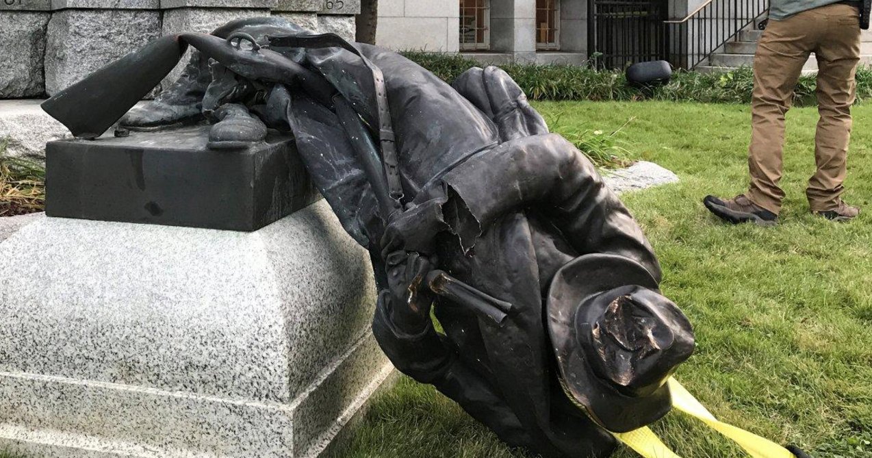 Woman Who Helped Topple Confederate Statue Arrested on Felony Riot Charges