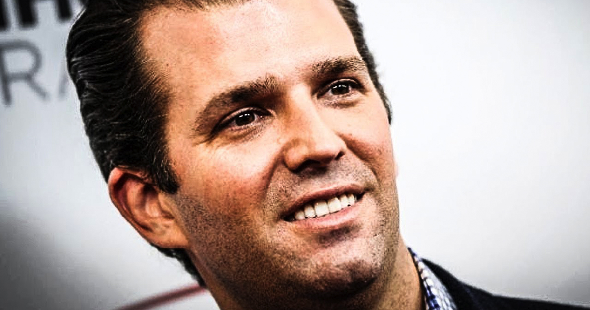 Report Suggests Trump Jr Attempted To Bribe Russian Lawyer For Dirt On Hillary